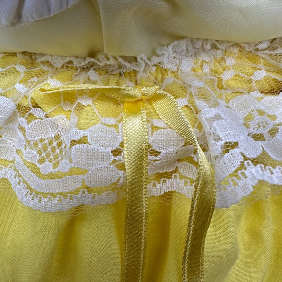 Vintage Bunny Rabbit Happy Mates Puffalump Plush Yellow Dress Lace Trim 80s - Picture 9 of 12